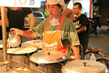 A Foodies Guide to the Best of Thailand www.compassandfork.com