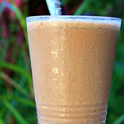 Be Smart and Start Your Day with this Healthy Smoothie www.compassandfork.com