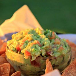How to Make Simple and Healthy Guacamole