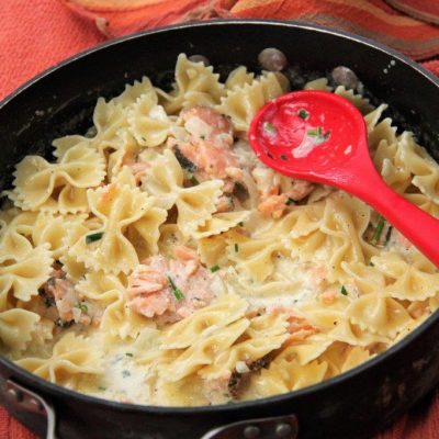 Celebrate Alaskan Cuisine with Pasta and Smoked Salmon www.compassandfork.com